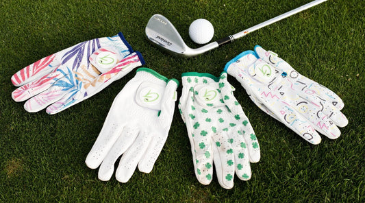 fun-golf-gloves-on-grass